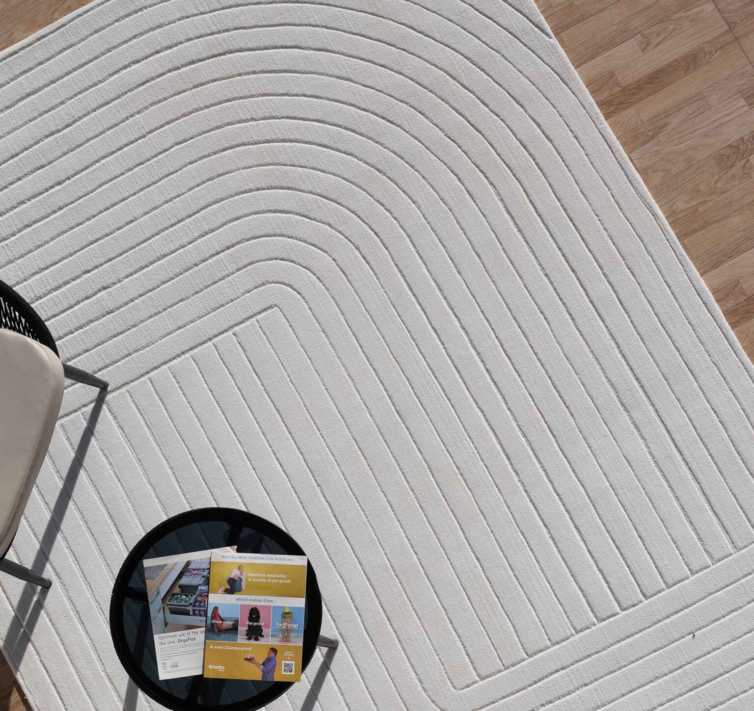 NOVARA FELIX WHITE RUG 190CM X 290CM