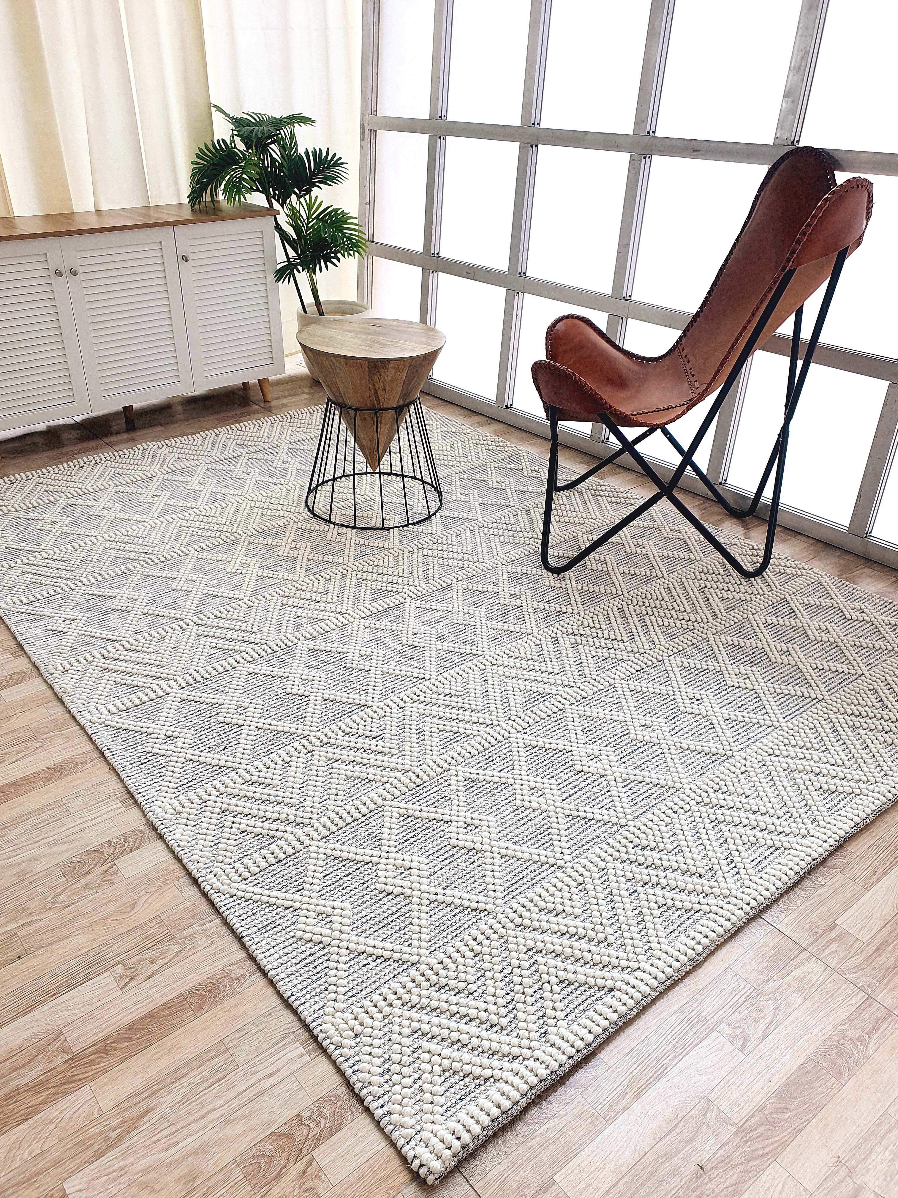 Handmade Woven Rug Natural & White Color Floor Rug (5 Sizes)