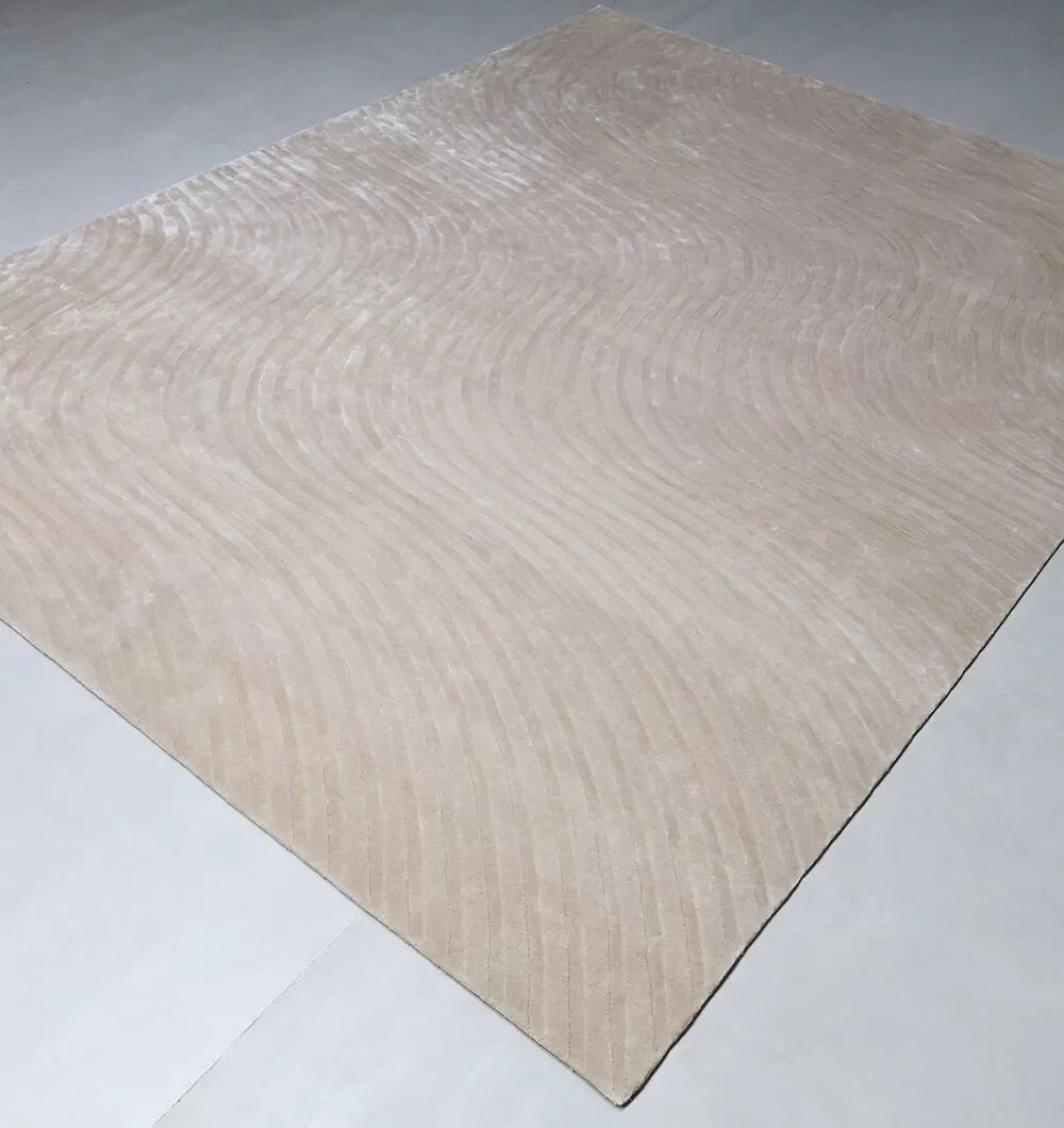 Layla Hand Made Luxury Off-White Rug