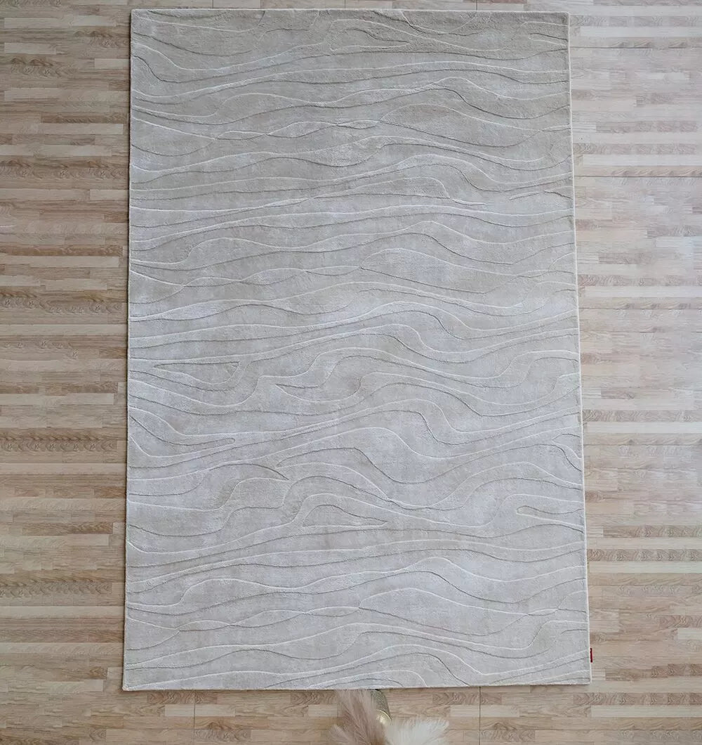 Lucy Hand Made Luxury Off-White Rug