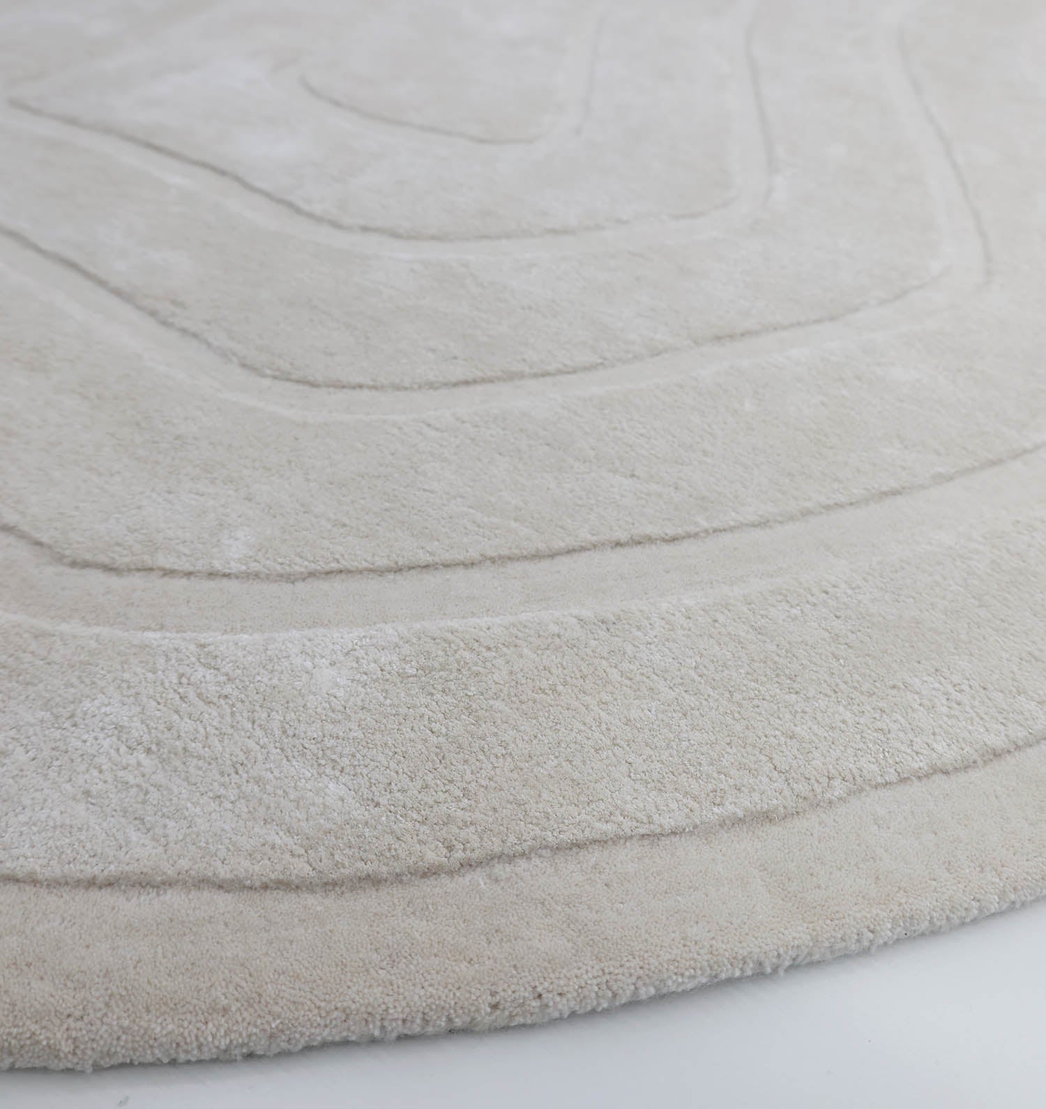HAND MADE CASSIE OFF WHITE IRREGULAR RUG 200X300CM
