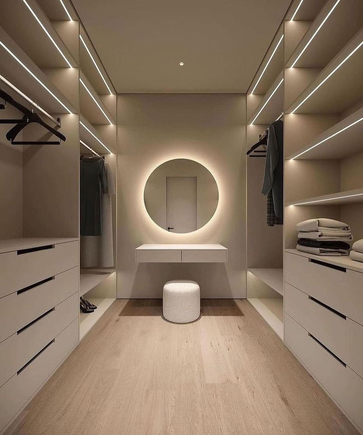 Bespoke Walk In Wardrobe