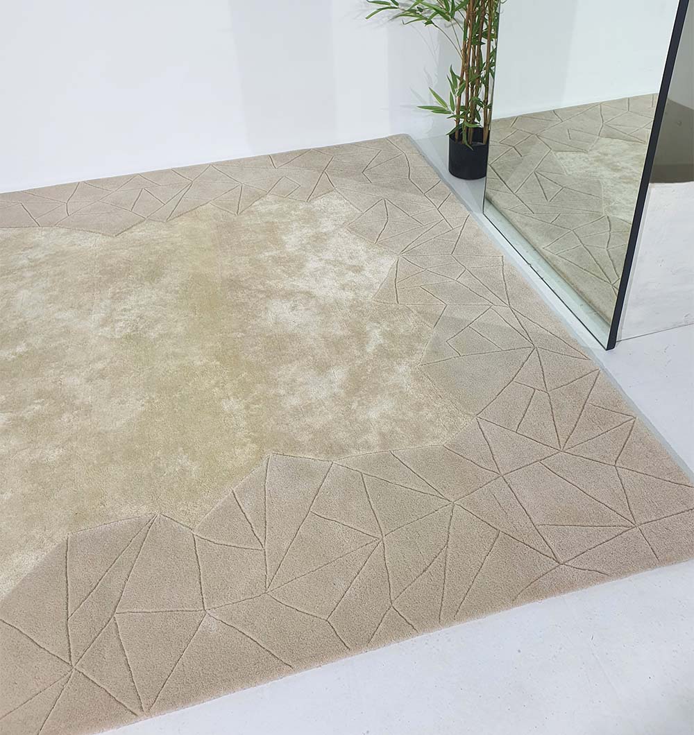 Premium Handmade Carpet (200cm x 300cm)