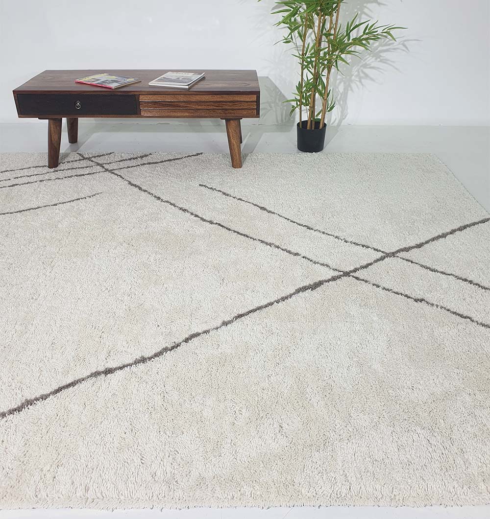 Grey & White Shaggy Rug 20OCM X 300CM