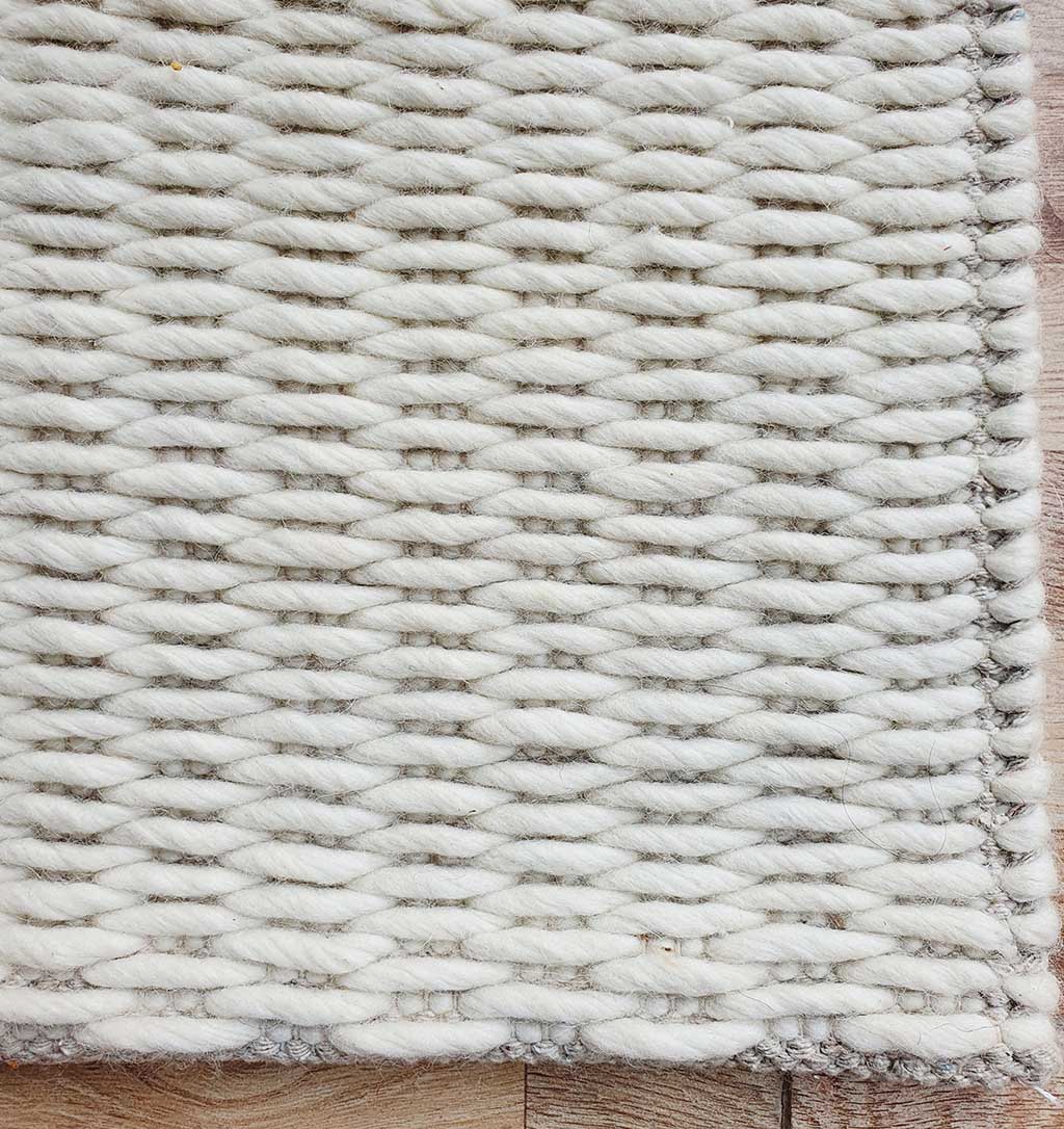 Handmade Natural White New Zealand Wool Woven Rug (5 Sizes)