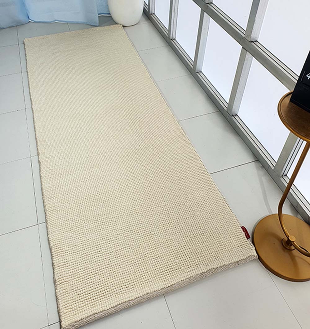 Natural White Colour Woven Rug For Home Decor (5 Sizes)