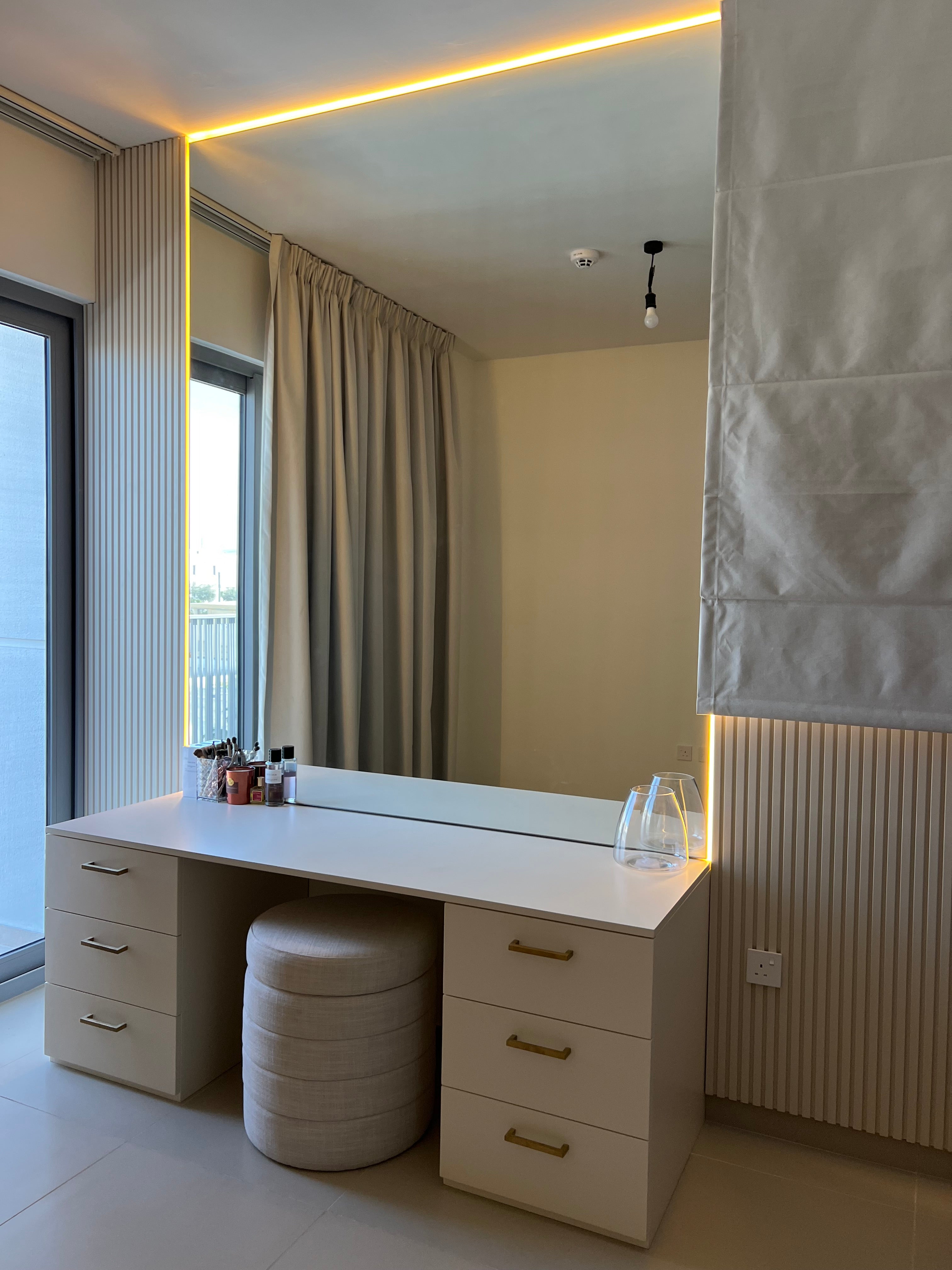 Bespoke Vanity Unit / Dressing Room