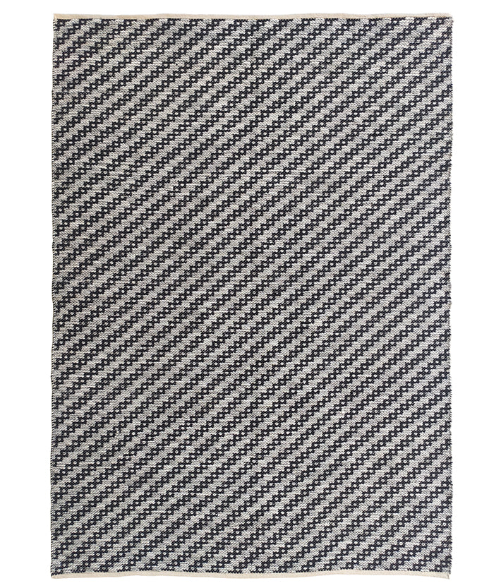 Hand Made Black & White Color Woven Rug (3 Sizes)