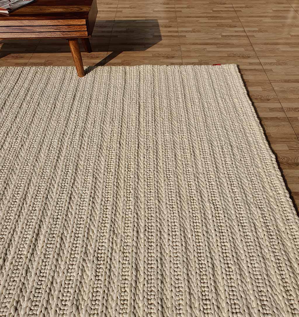 Hand Made Natural White Colour Woven Rug Rectangle Shape (4 Sizes)