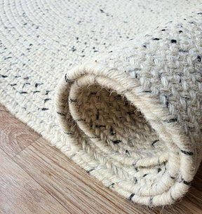 Hand Made Oval Shaped Jute Braided Rug Bleach And Black Colour (3 Sizes)