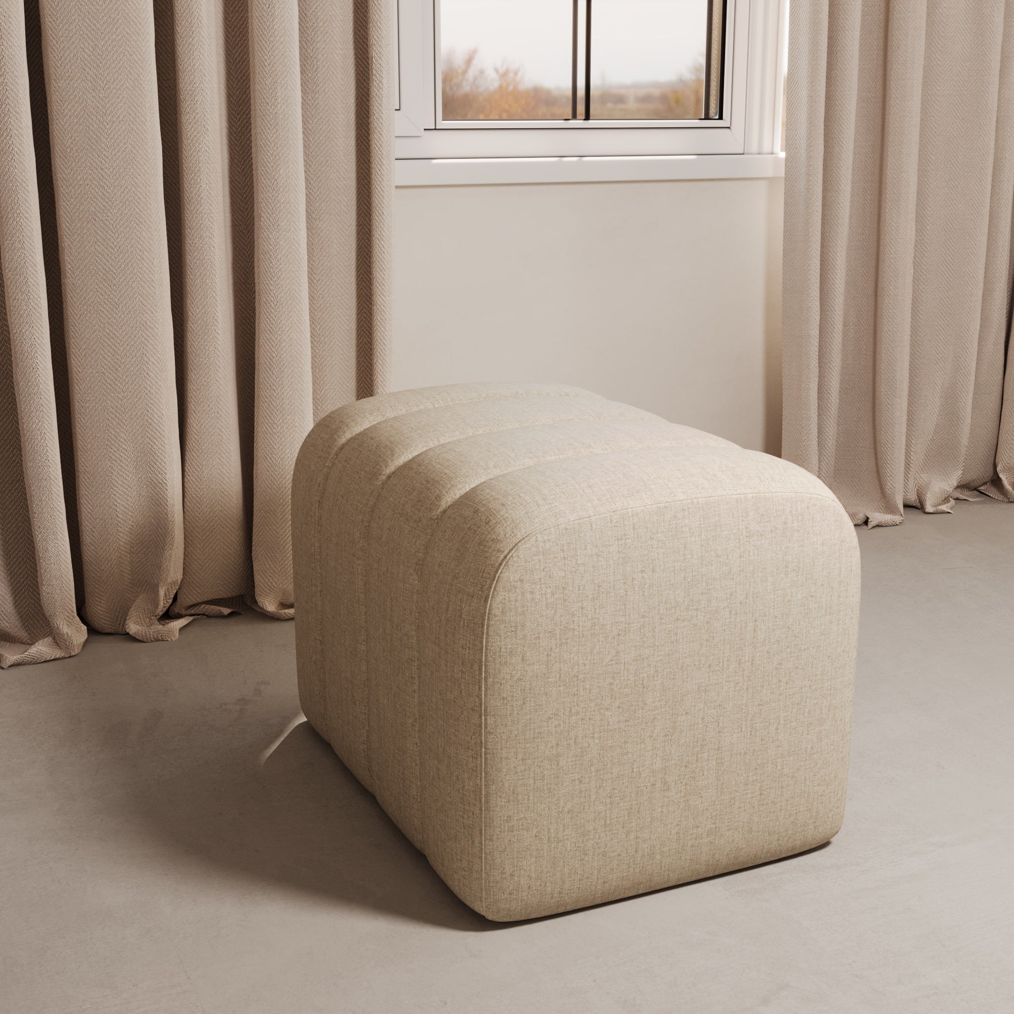 Nola Pouf