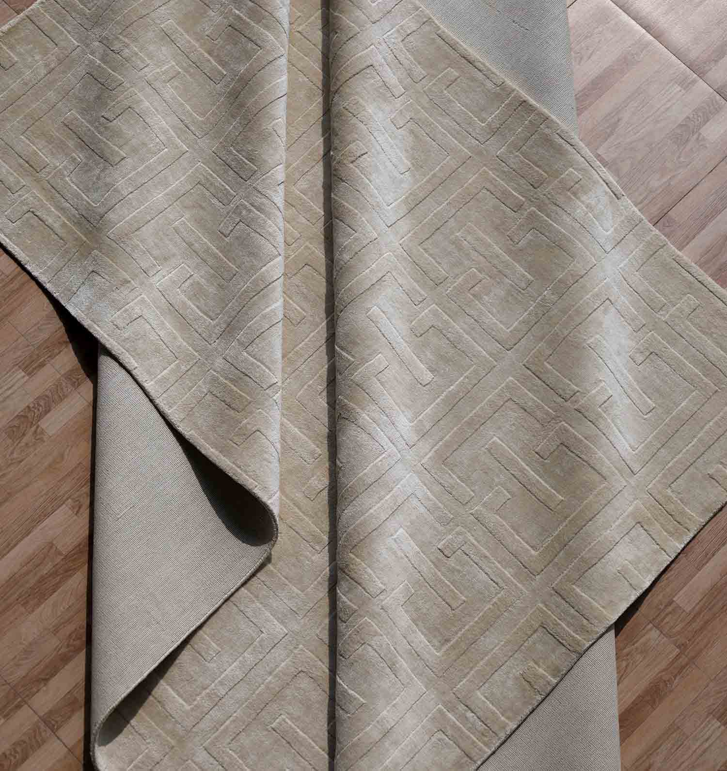 HAND MADE LORENZO RECTANGLE RUG 300X400CM