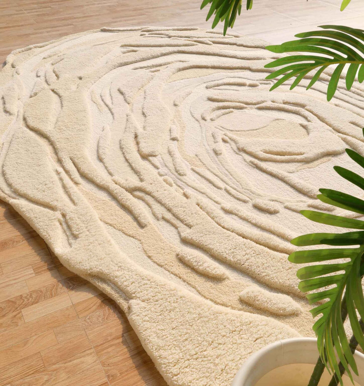 Handmade Irregular Shape Carpet (200cm x 300cm)