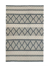 Hand Made Patterned Home Decor Woven Rug (2 Sizes)