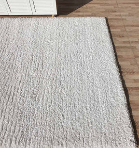 Soft White Shaggy Rug 250x350 CM