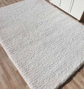 Soft White Shaggy Rug 300x400 CM