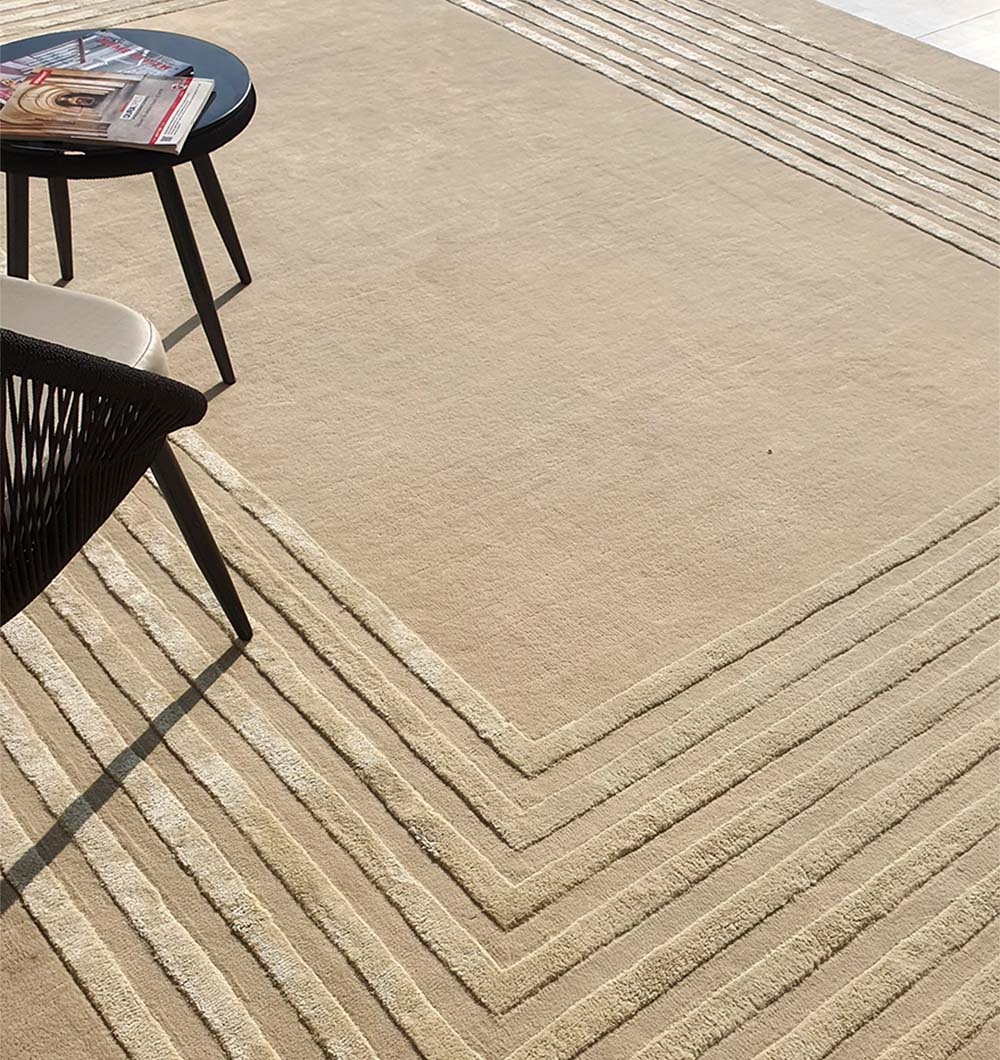 Premium Hand Tufted Carpet (300cm x 400cm)