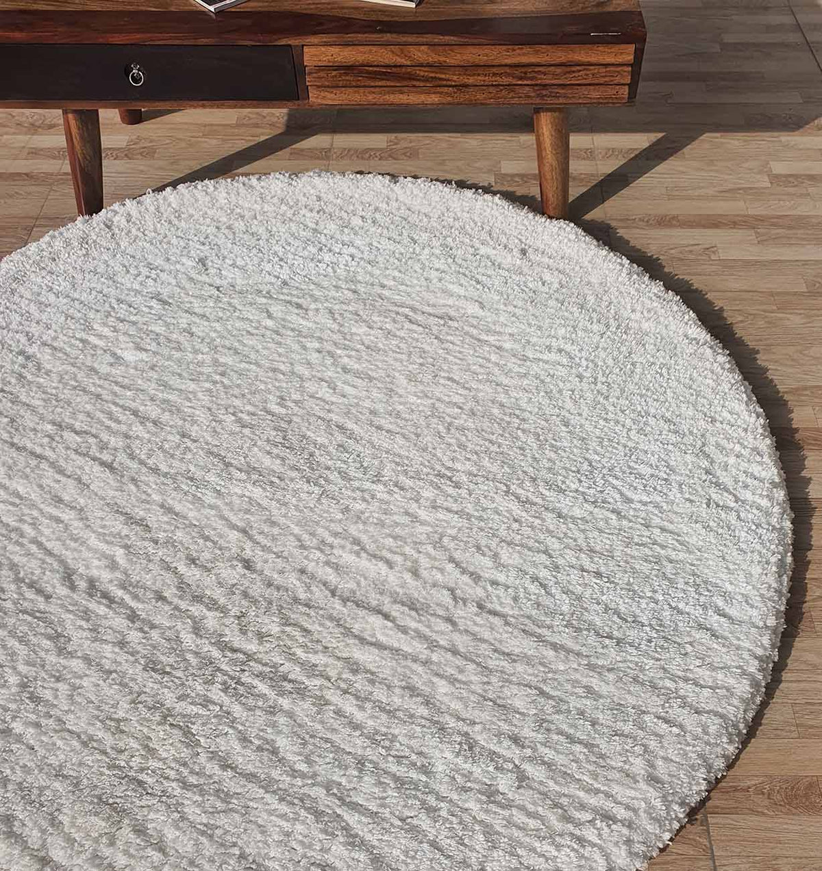 Round Soft White Shaggy Rug 90 CM