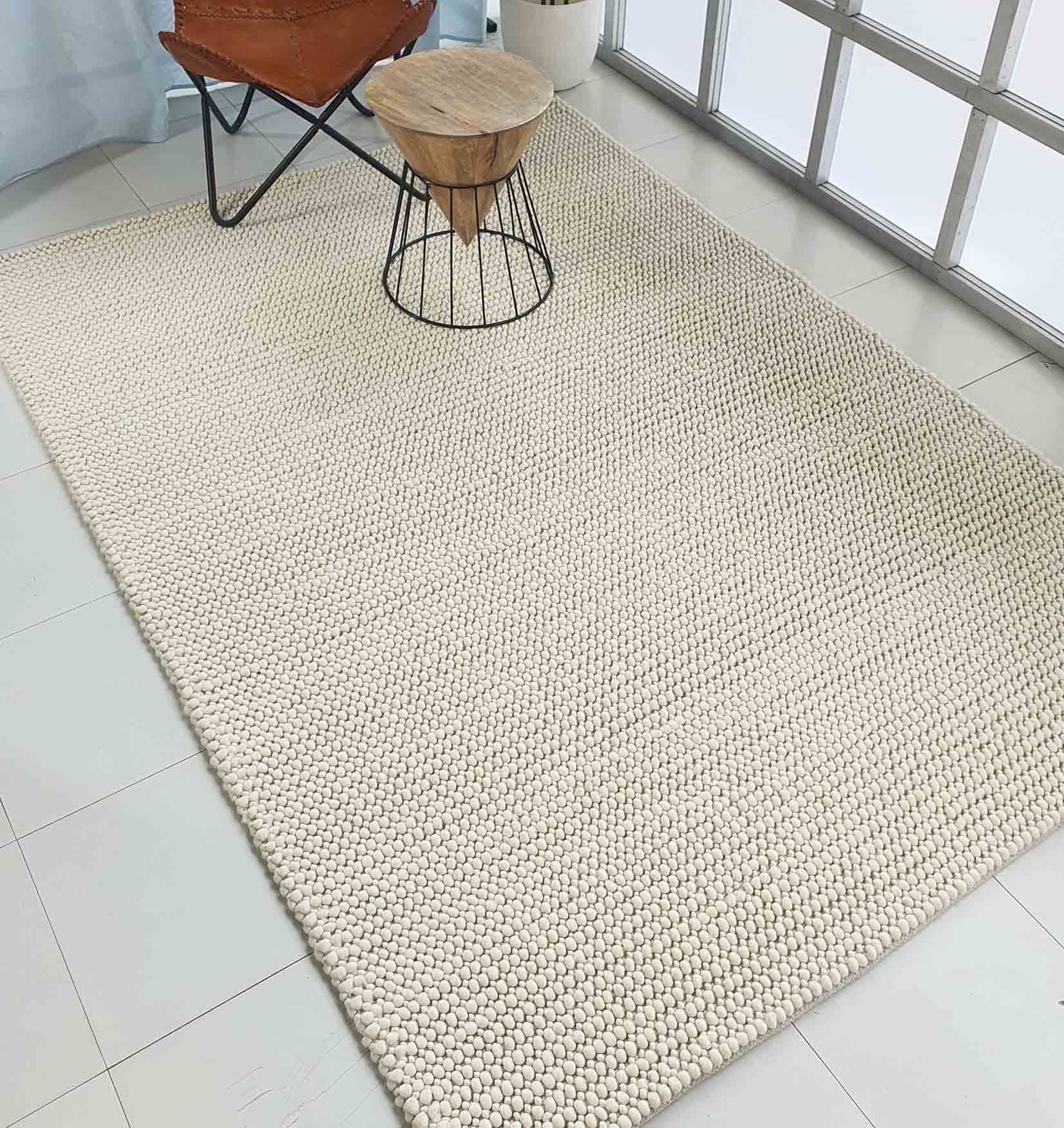 Hand Made Natural White Colour Woven Rug (5 Sizes)