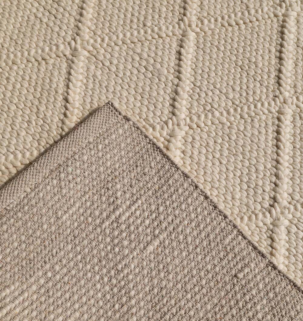 Cassie Natural White Woven Rug  (5 Sizes)